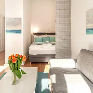 Luxurious And Bright, 5 Min To City Center Wiedeń